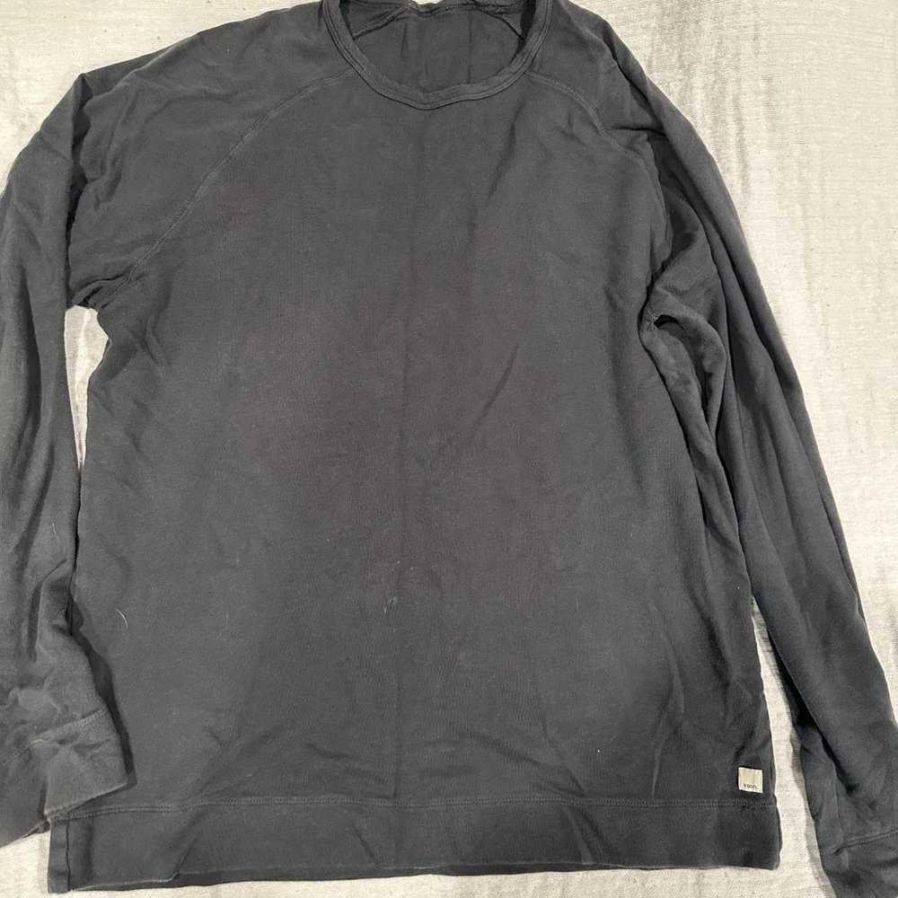 Vuori Men's XXL Light pullover sweatshirt, Navy Blue color